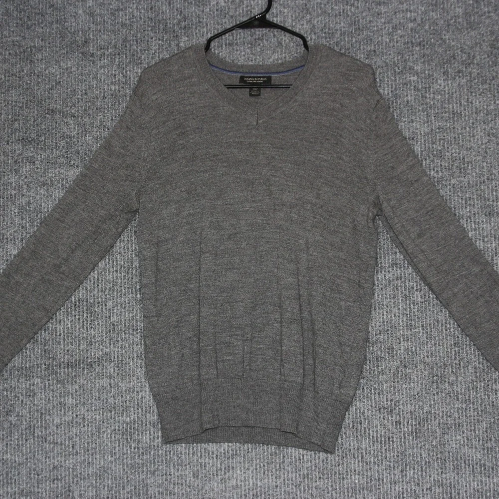 Banana Republic Mens Extra Fine‎ Merino Wool V Neck Sweater Dark Gray M